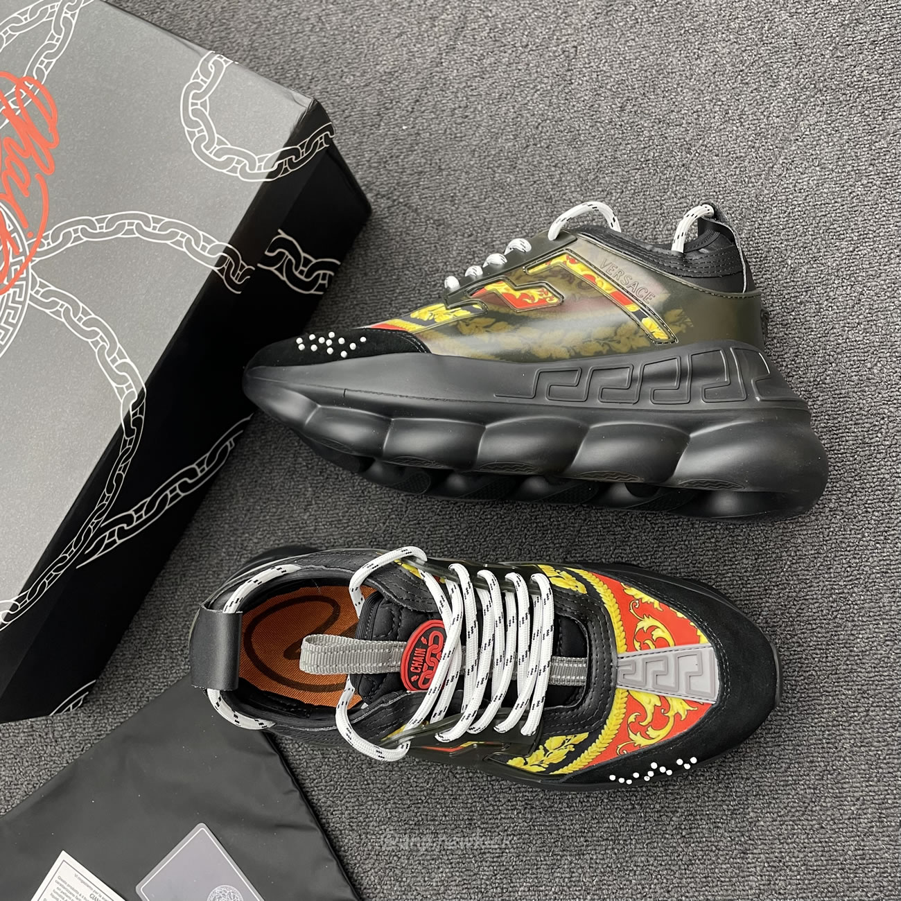 Versace Chain Reaction Sneaker (8) - newkick.vip